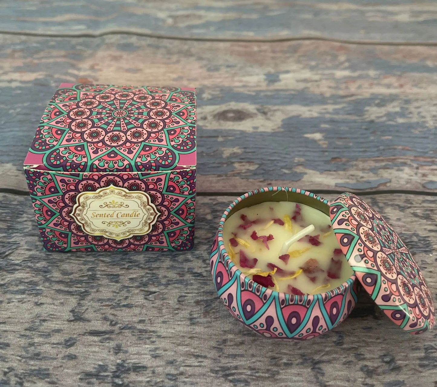 Soybean Wax Candle with Dried Flowers for Relaxation and Calming Effects