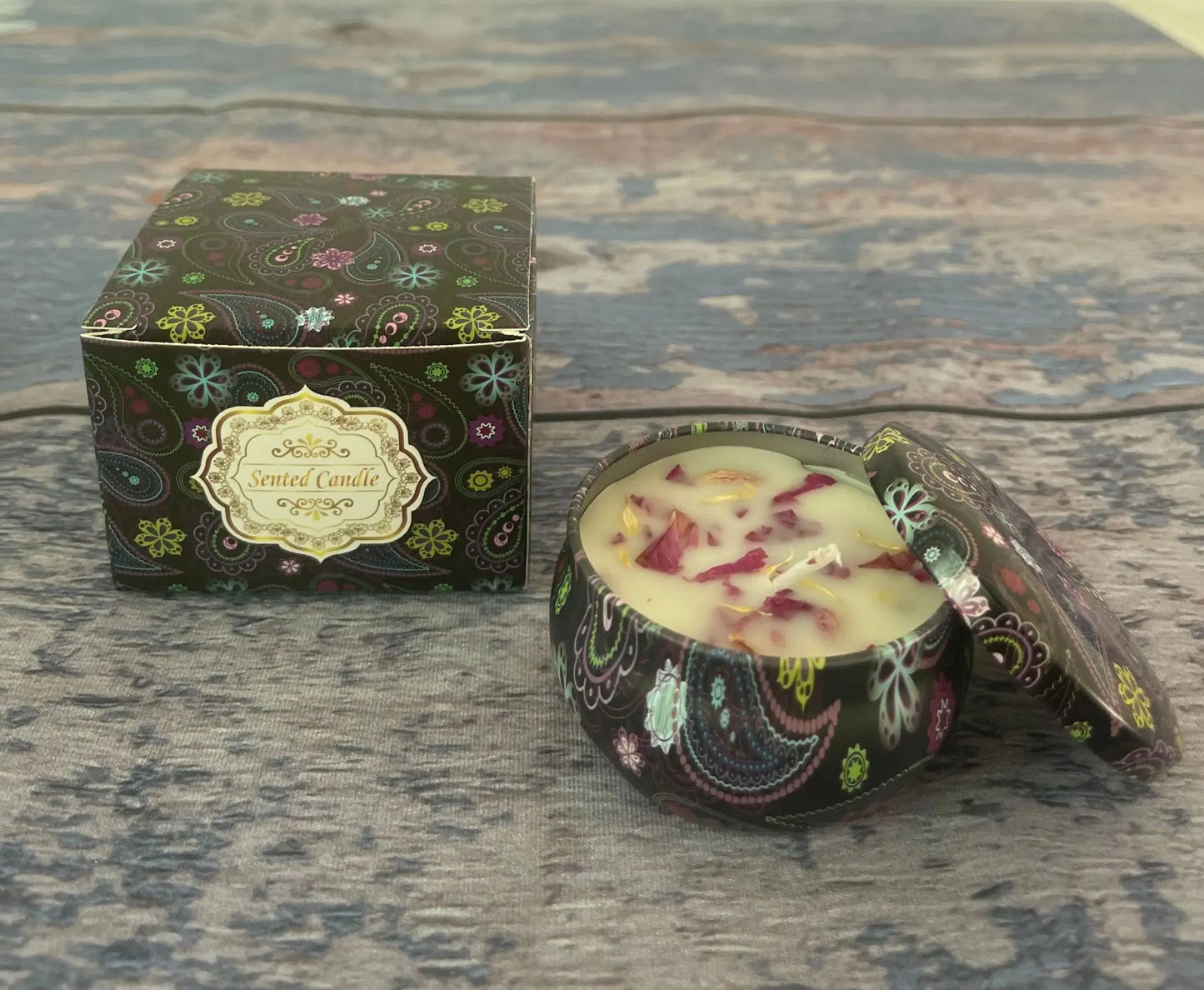 Soybean Wax Candle with Dried Flowers for Relaxation and Calming Effects