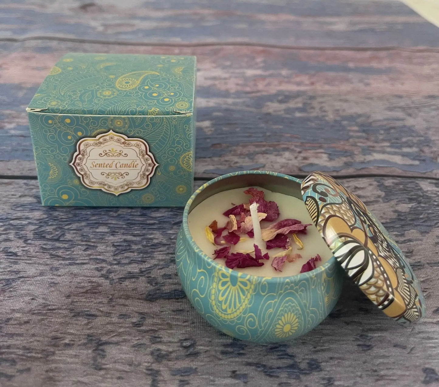 Soybean Wax Candle with Dried Flowers for Relaxation and Calming Effects