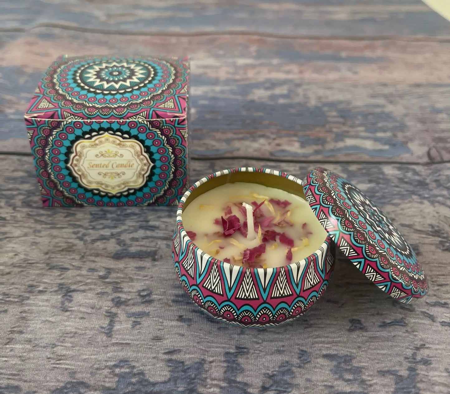 Soybean Wax Candle with Dried Flowers for Relaxation and Calming Effects
